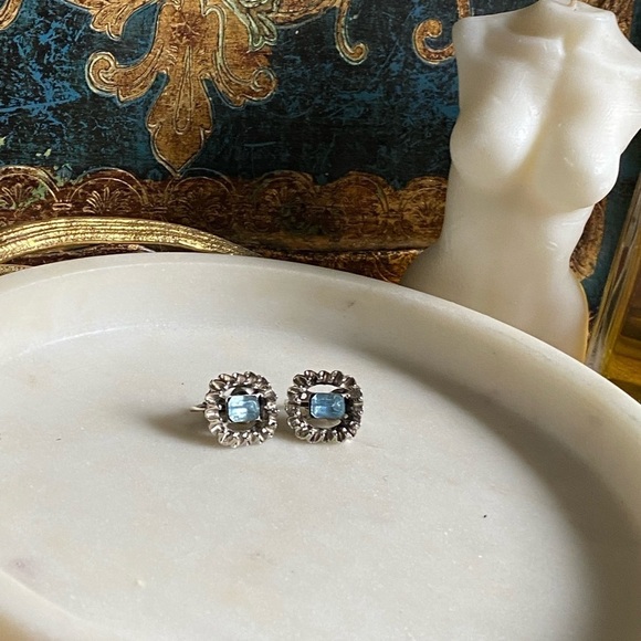 Vintage Weiss clip on earrings - Picture 12 of 16